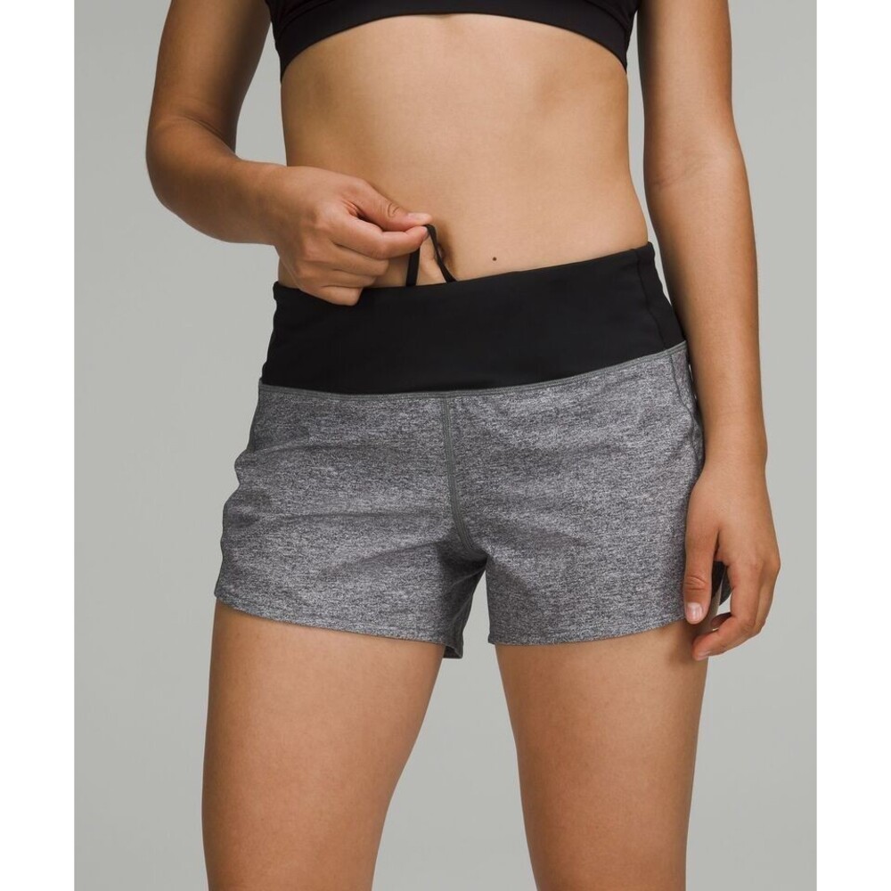 Lululemon Speed Up MR Mid Rise Short 4” Lined Shorts LW7AVNT Grey MBHL Sz 8